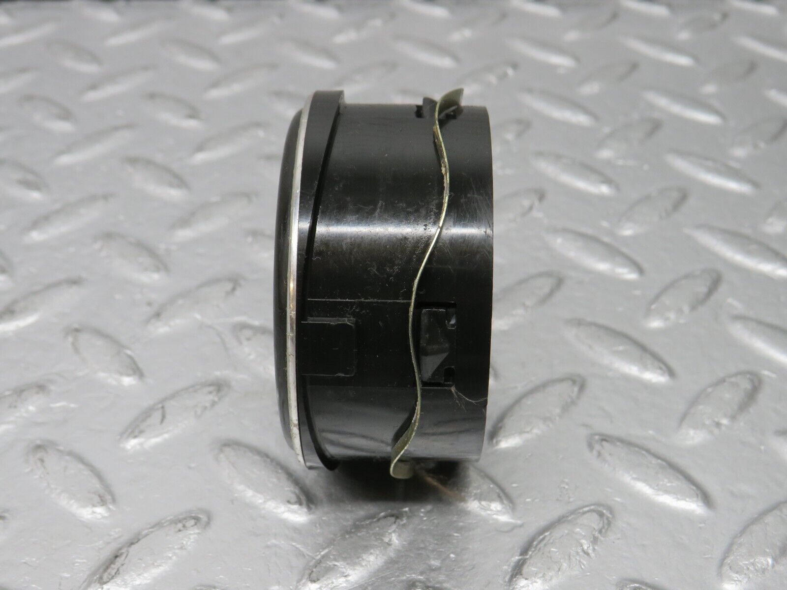 39184 Mercedes-Benz R107 500SL Dashboard Air Vent Chrome Bezel