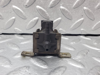 W126 vacuum control valve used OEM