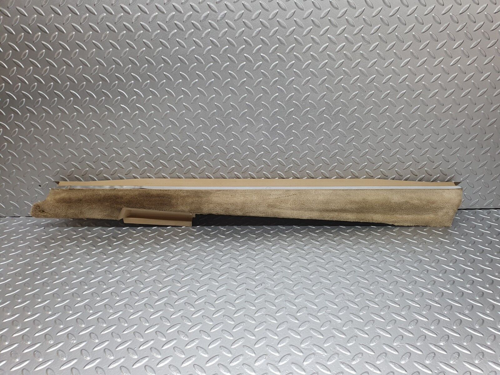 42268 Mercedes-Benz R129 320SL Coupe Right Door Sill Beige 1296800235