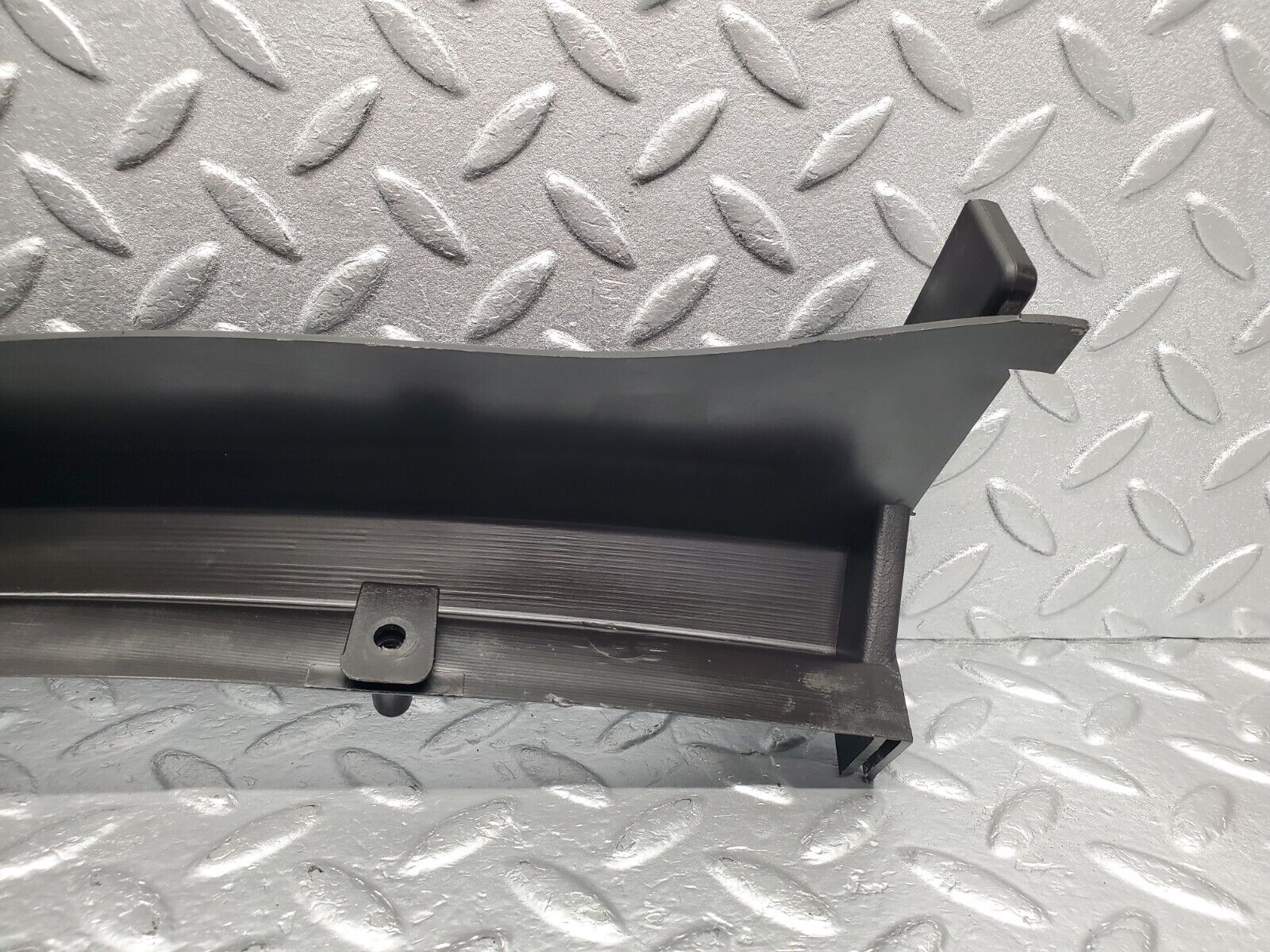 46892 Mercedes-Benz R129 320SL Coupe Windscreen Drain Channel Left Side 1298310536