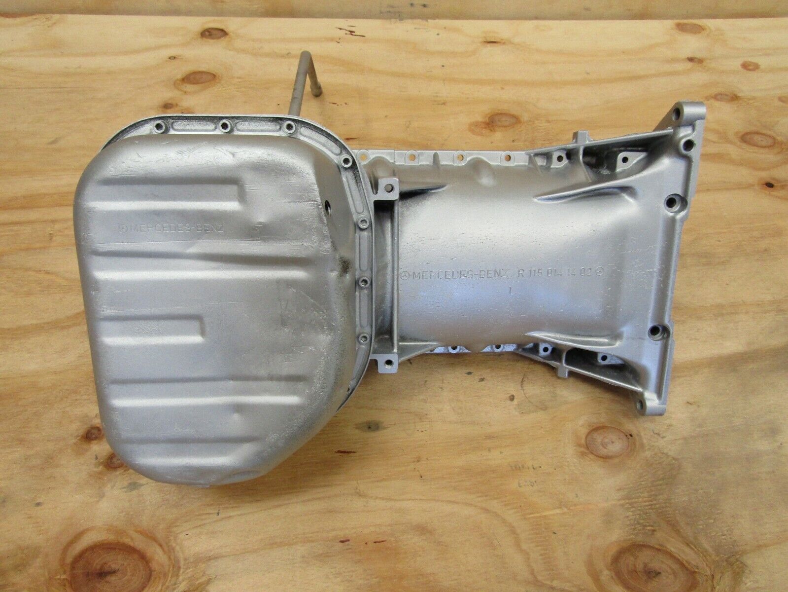0900 Mercedes-Benz W123 240D Oil Pan 1150141402