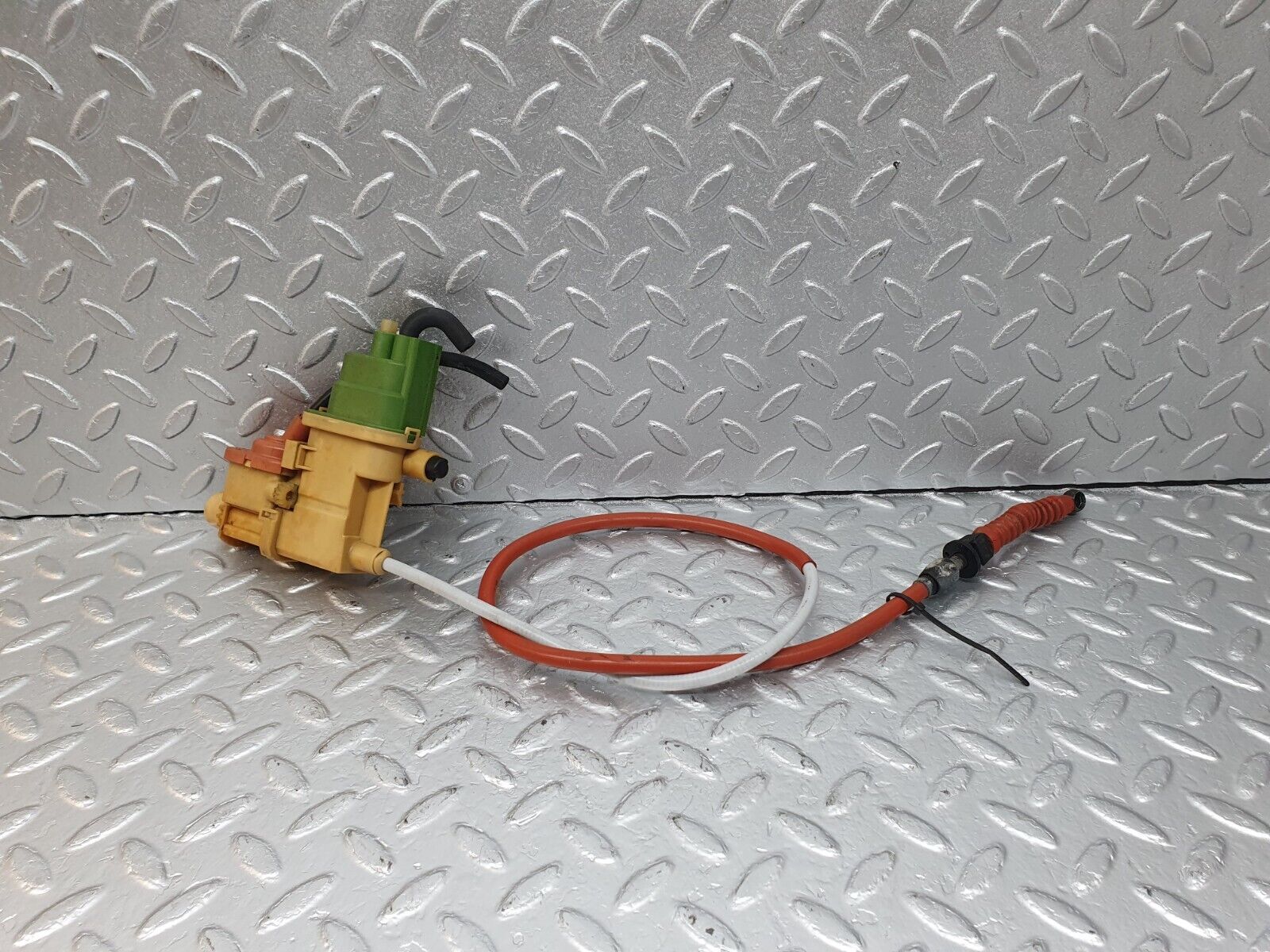 42579 Mercedes-Benz R129 320SL Coupe Automatic Gearbox Kickdown Cable 1242701673