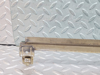 44364 Mercedes-Benz W123 280E Front Right Door Window Glass