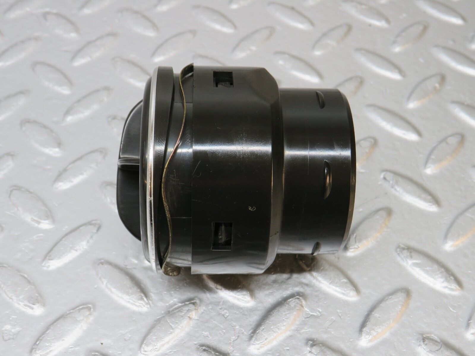 39819 Mercedes-Benz R107 350SL Dashboard Air Vent