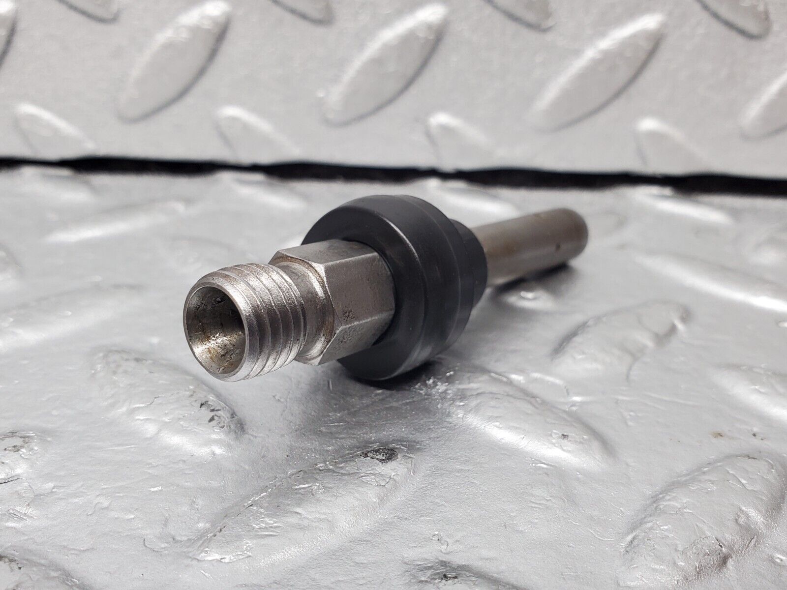 45464 Mercedes-Benz 280E M110.988 Fuel Injector Bosch 0437502010