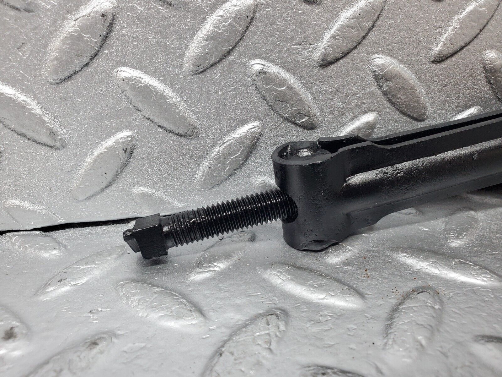 44499 Mercedes-Benz W123 280E Handbrake Adjusting Handbrake Regulator