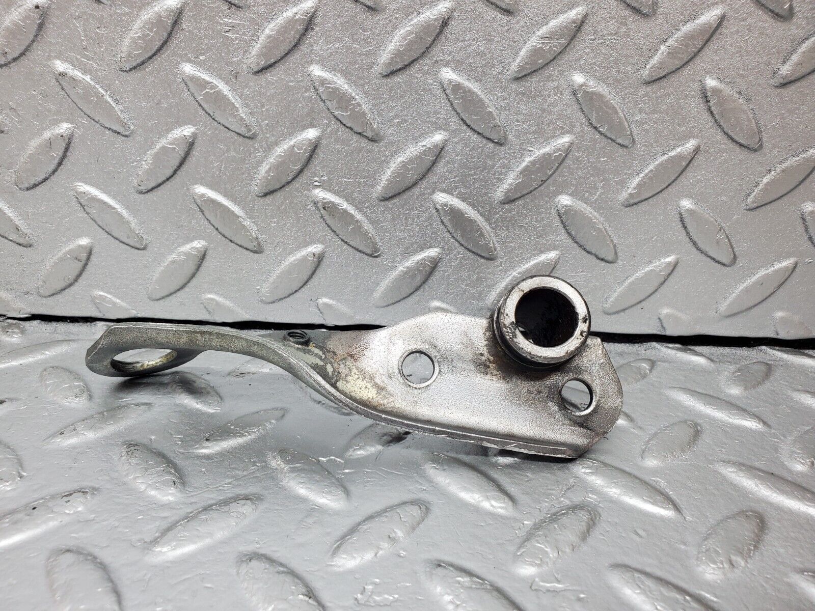 45290 Mercedes-Benz R129 300SL Coupe Engine Lifting Eyes Hooks