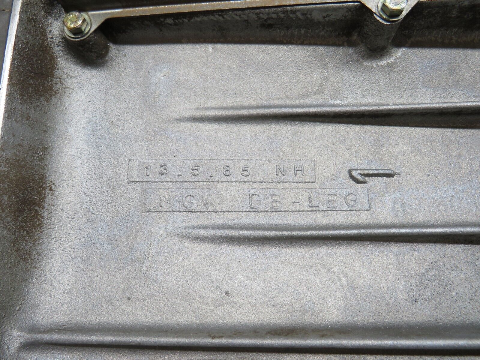 39318 Mercedes-Benz R107 500SL Oil Pan Oil Sump 1160105513