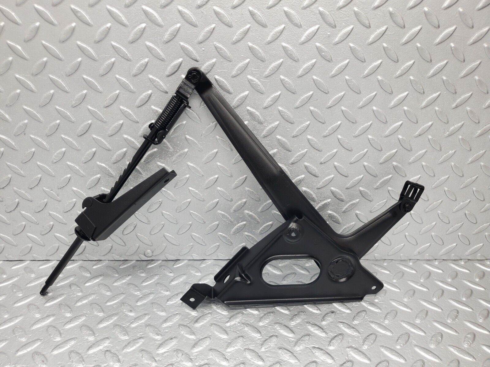 46564 Mercedes-Benz C123 280CE Coupe Handbrake Regulator