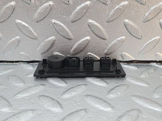 42528 Mercedes-Benz R129 320SL Coupe Windscreen Washer Nozzle Connector 1268201111