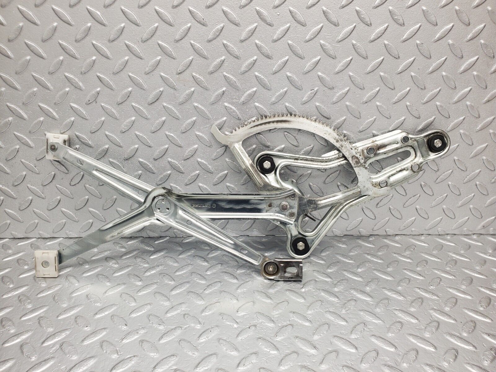 46135 Mercedes-Benz W124 Front Left Power Window Regulator