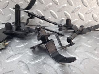 45411 Mercedes-Benz 280E M110.983 Throttle Linkage 0025450114