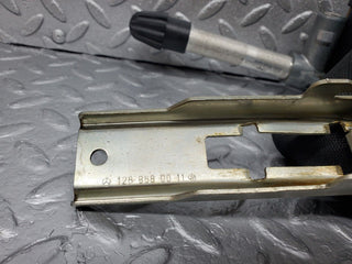 45863 Mercedes-Benz W126 420SE Front Right Seat Belt With Buckle 1268604086 1268680011 1268604096
