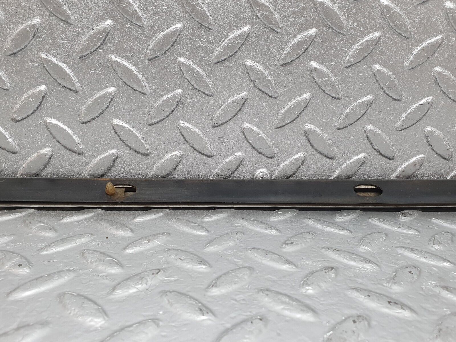 43461 Mercedes-Benz W108 280SE Rear Right Fender Wing Centre Moulding Trim