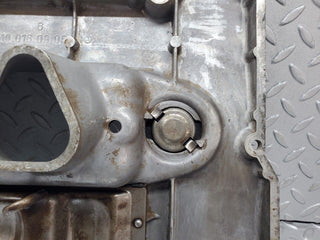 44306 Mercedes-Benz W123 280E Cylinder Head Valve Cover 1100160905