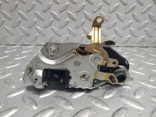 W124 Wagon front right door lock mechanism used OEM