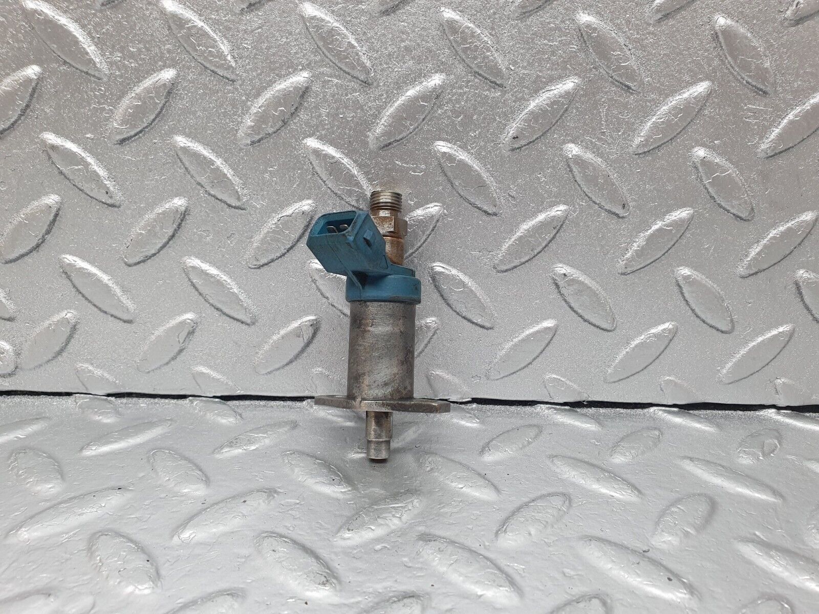 43531 Mercedes-Benz C126 380SEC Coupe Cold Start Valve Bosch 0280170403