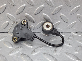 44624 Mercedes-Benz W124 220E Knock Sensor 2025403881 0031587928