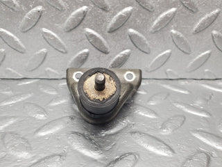 46712 Mercedes-Benz W123 280E Air Filter Housing Holder 3X