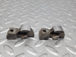W123 valve rocker arm with retaining spring used OEM