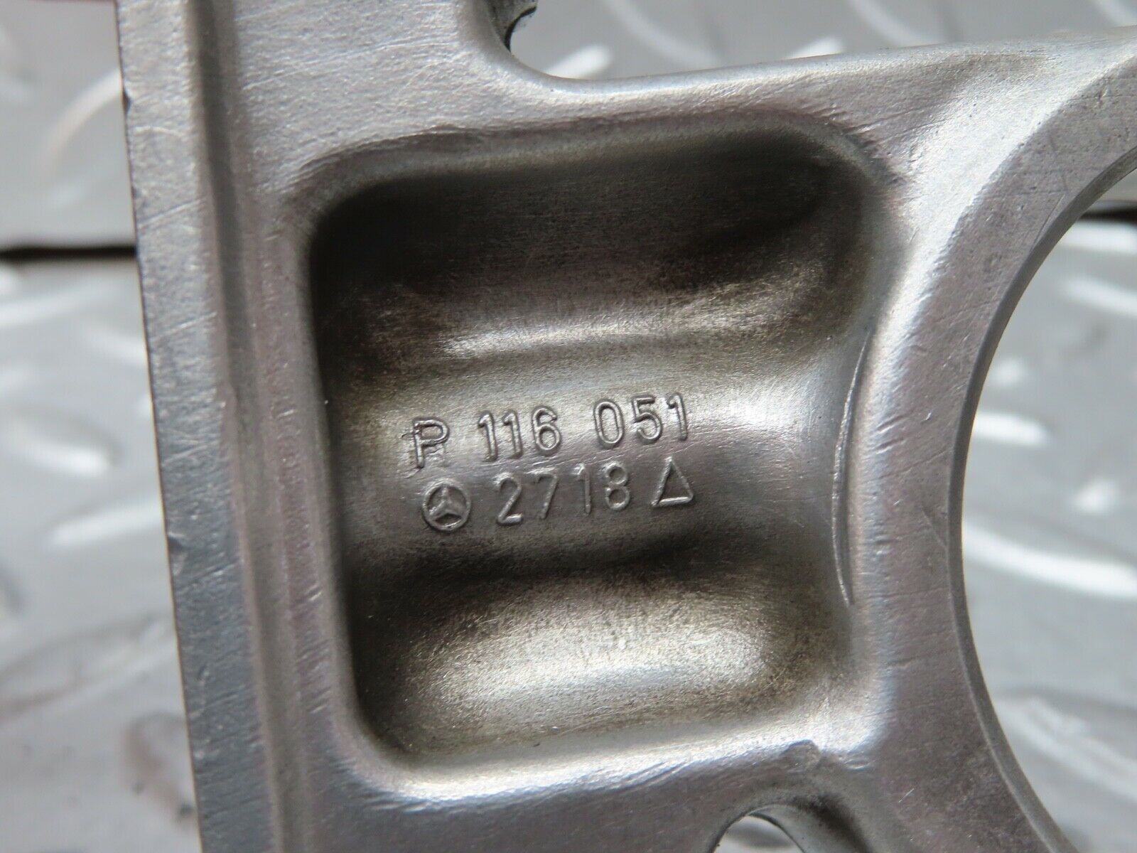 20677 Mercedes-Benz R107 450SL Camshaft Tower Bearing 1160512718