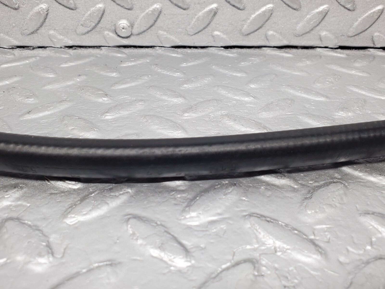 45849 Mercedes-Benz W126 420SE Coolant Expansion Tank Hose Pipe