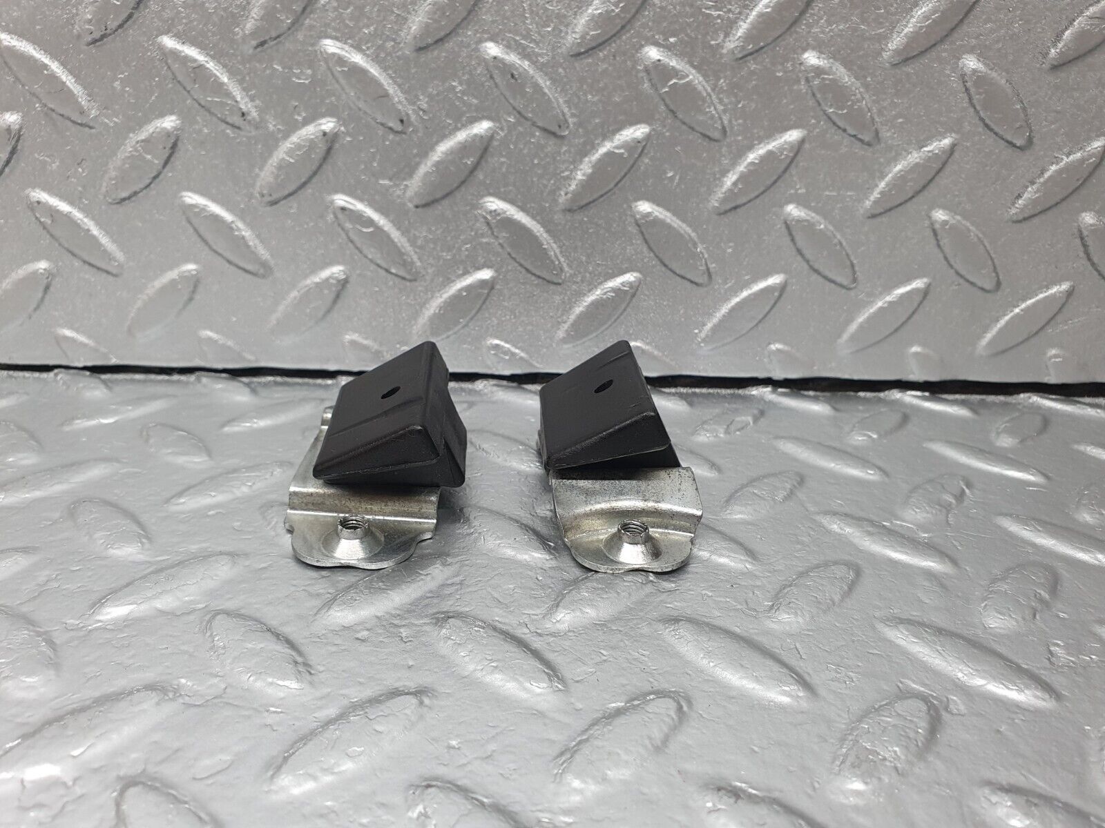 42534 Mercedes-Benz R129 320SL Coupe Trunk Boot Lid Bump Buffer
