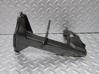 39290 Mercedes-Benz R107 500SL Air Condition Compressor Mount Bracket