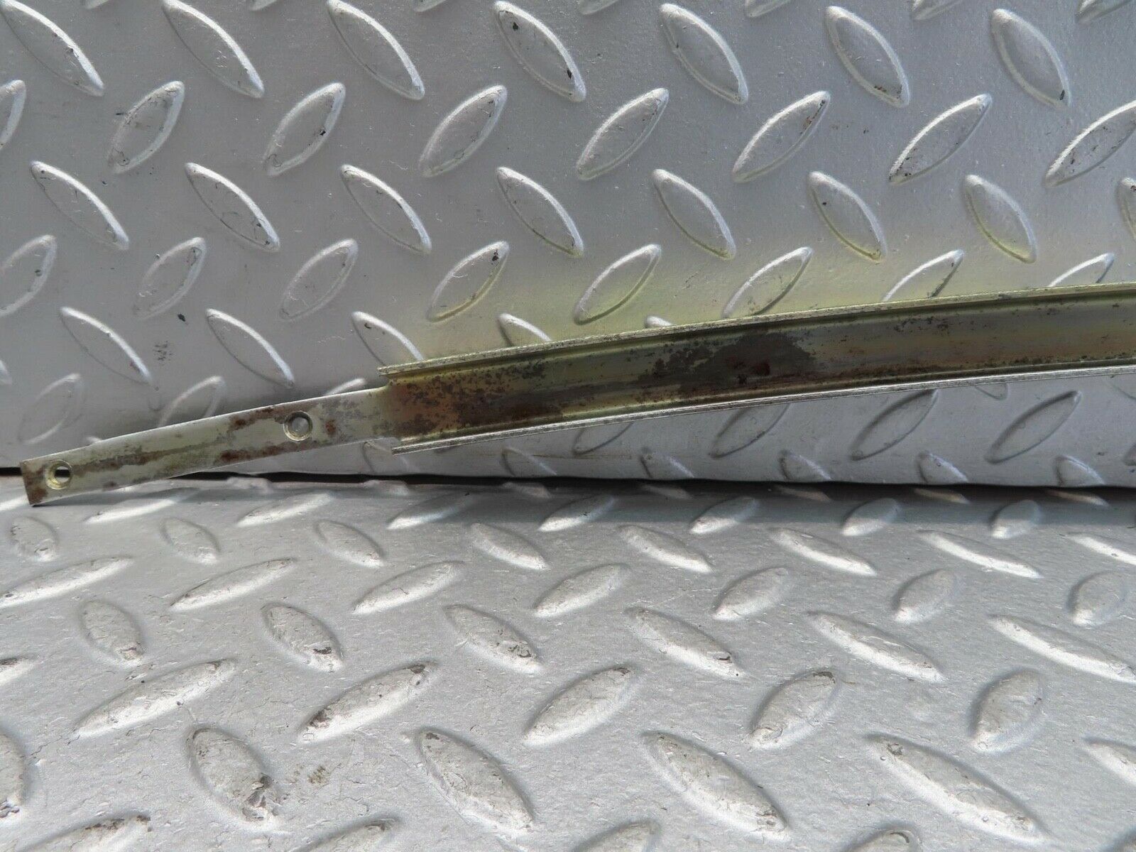 11641 Mercedes-Benz R107 450SL Right Door Window Channel Front