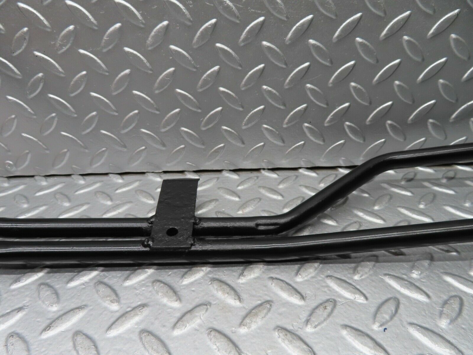 20710 Mercedes-Benz R107 450SL Power Steering Oil Cooling Pipe
