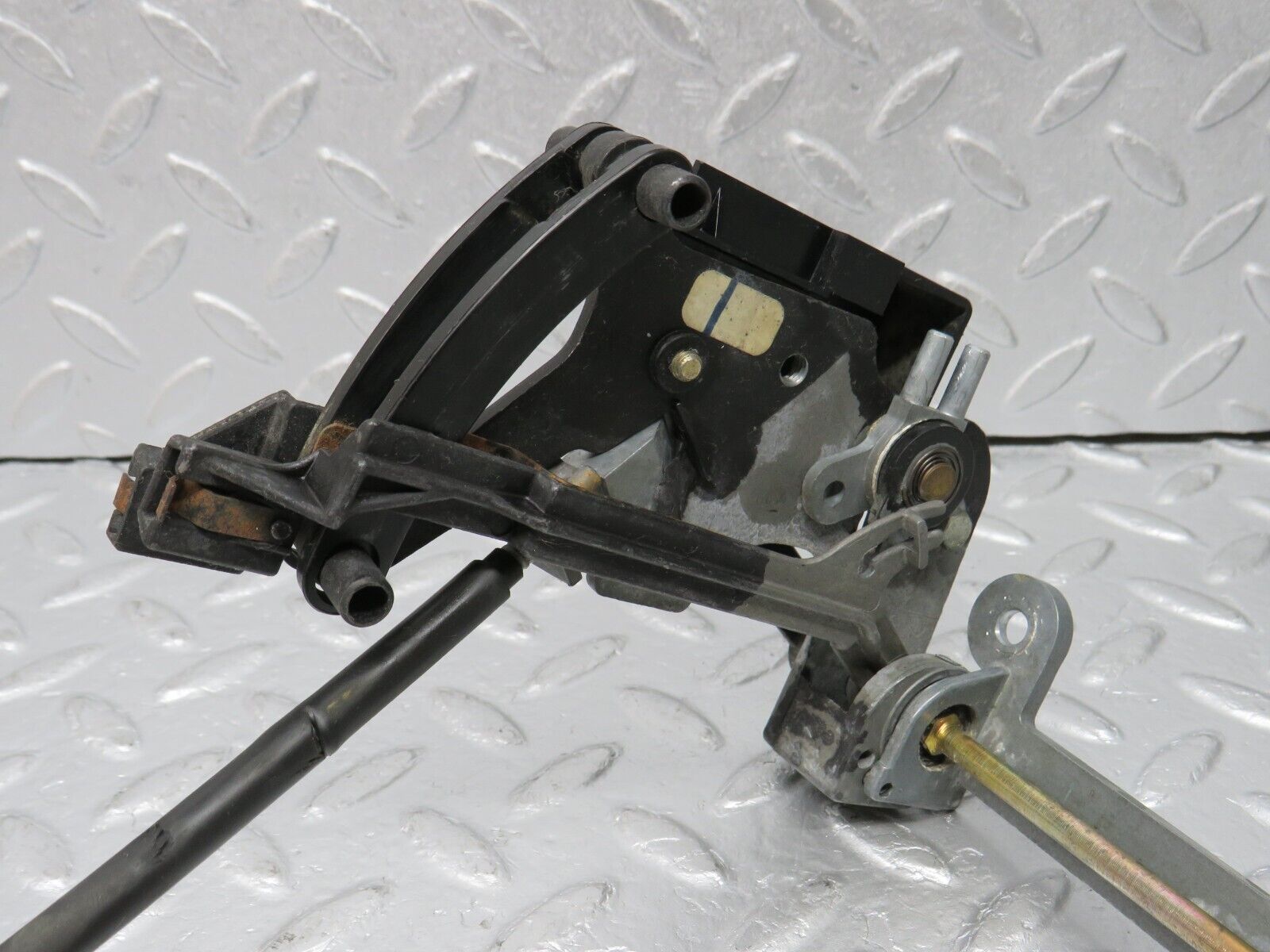 39130 Mercedes-Benz R107 500SL Heater Control Mechanism