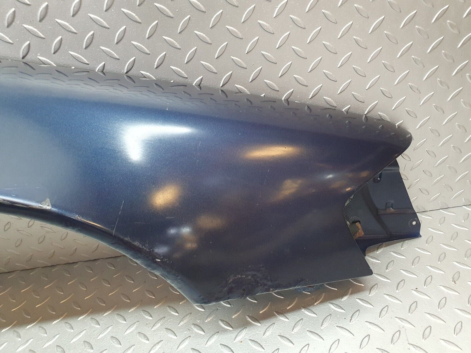 42284 Mercedes-Benz R129 320SL Coupe Front Right Wing Fender