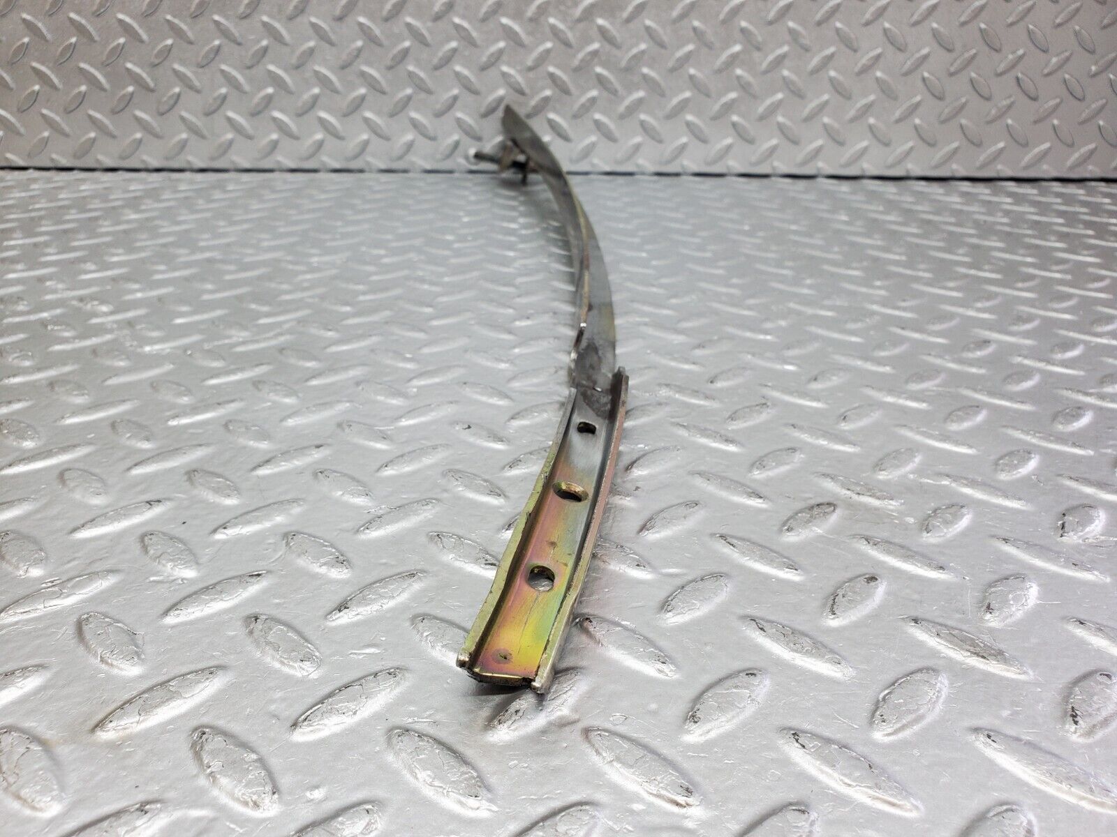 45242 Mercedes-Benz R129 300SL Coupe Left Door Front Window Channel