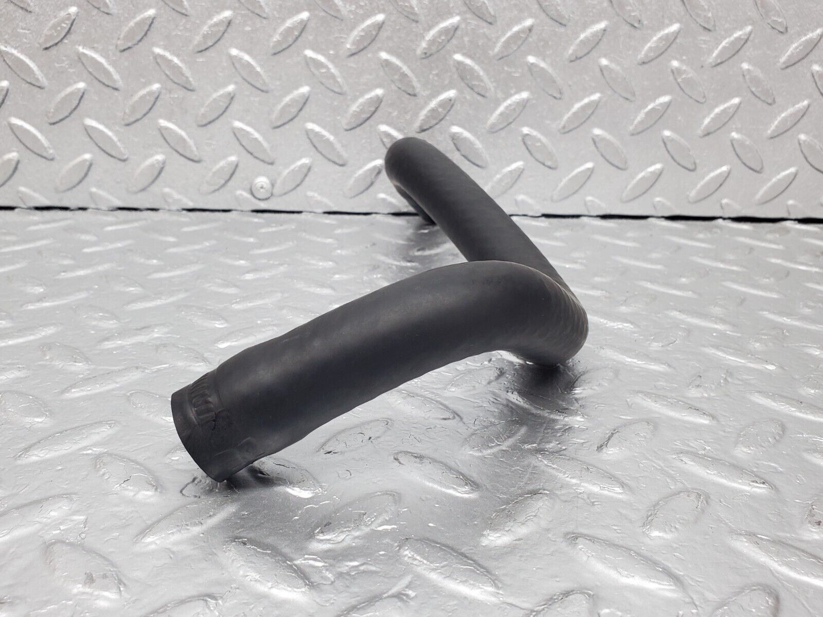 44457 Mercedes-Benz W123 280E Coolant Hose Pipe 1238320794