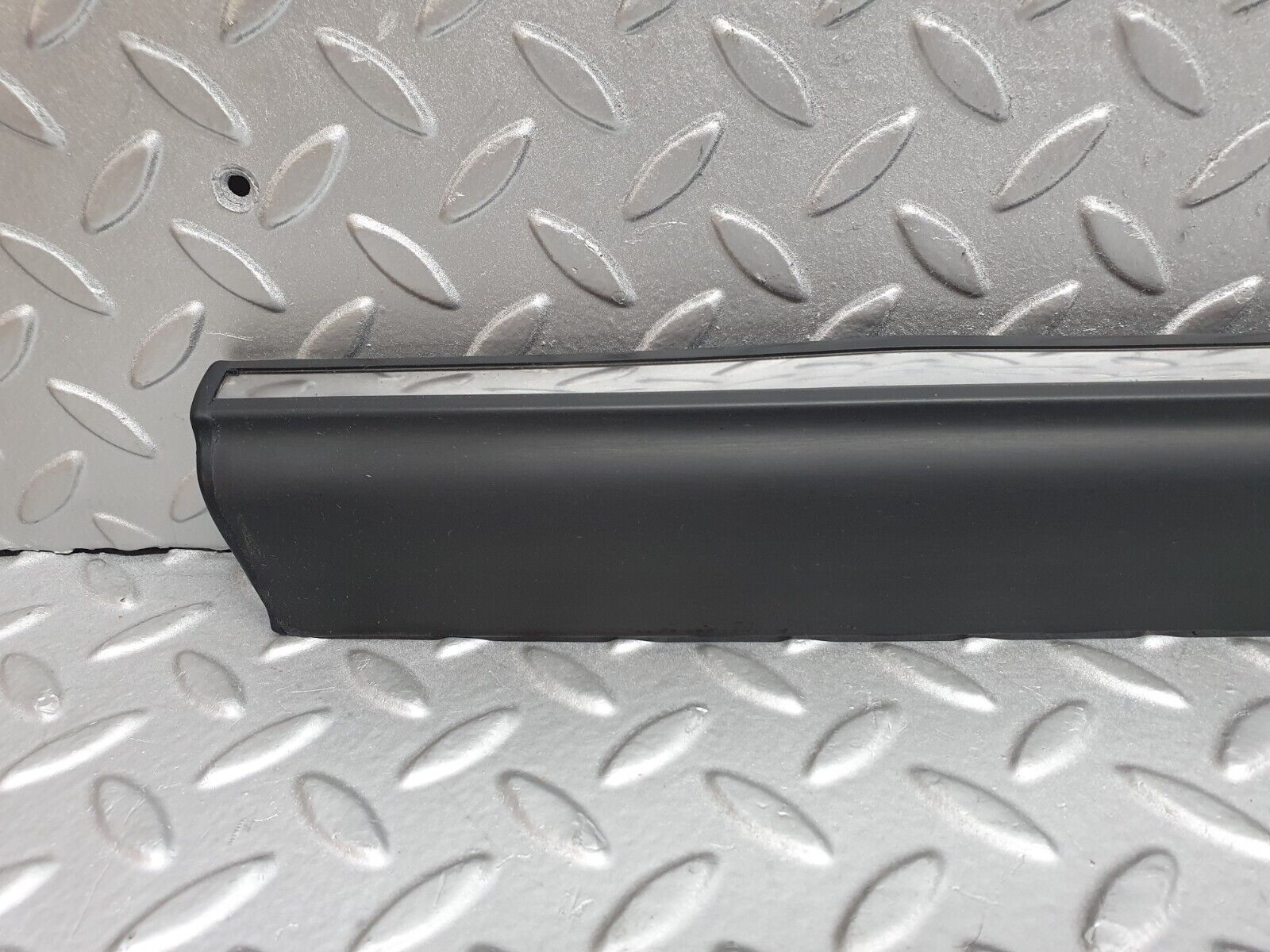 43921 Mercedes-Benz C123 230CE Coupe Right Door Lower Moulding Trim 1236903480