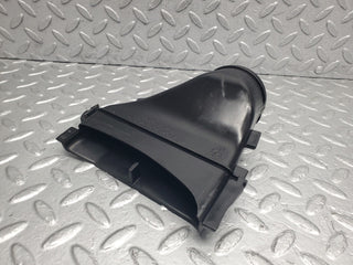 W124 Wagon air intake suction pipe used OEM