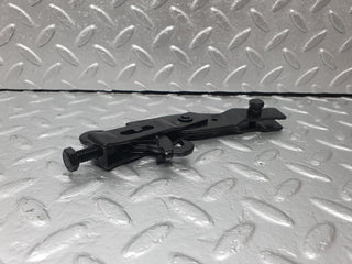 42302 Mercedes-Benz R129 320SL Coupe Handbrake Adjusting Handbrake Regulator