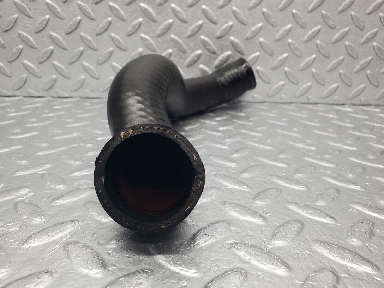 46410 Mercedes-Benz C123 280CE Coupe Radiator Hose Pipe 1235012682