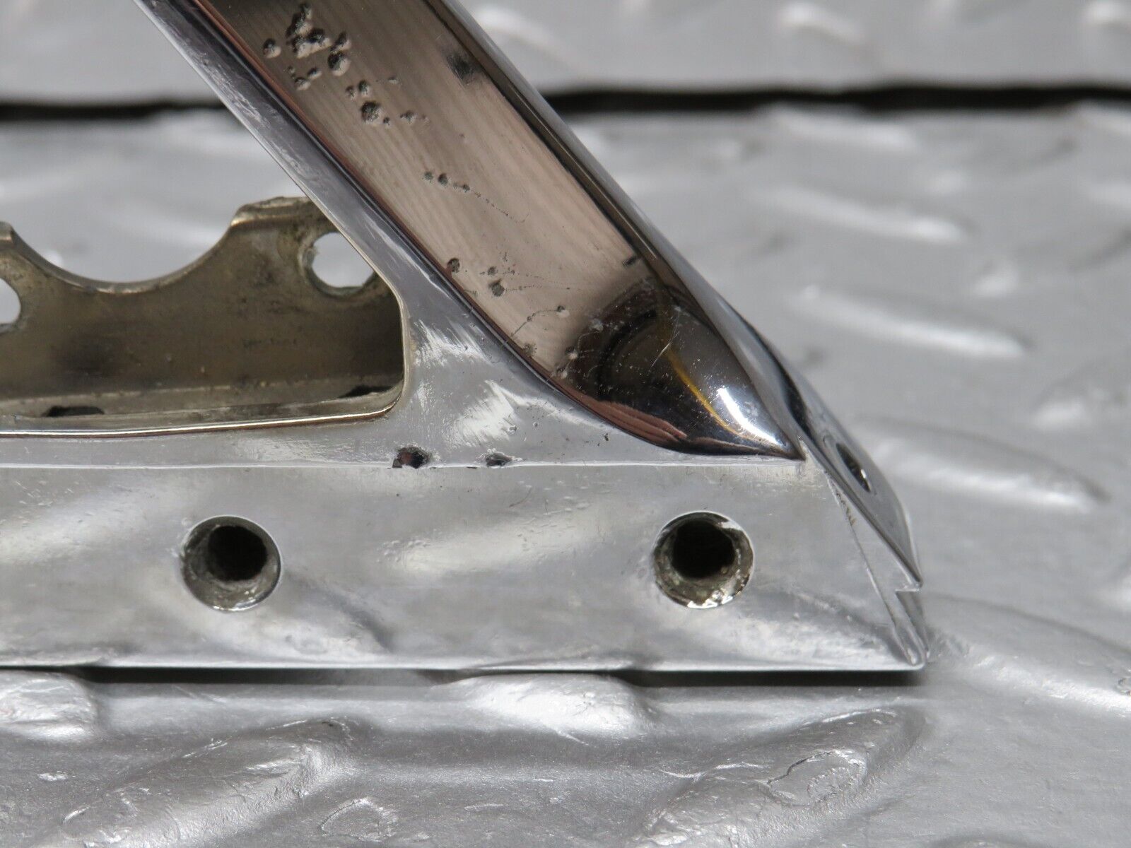 39120 Mercedes-Benz R107 500SL Left Wing Mirror Triangle Chrome Bracket