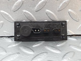 42528 Mercedes-Benz R129 320SL Coupe Windscreen Washer Nozzle Connector 1268201111