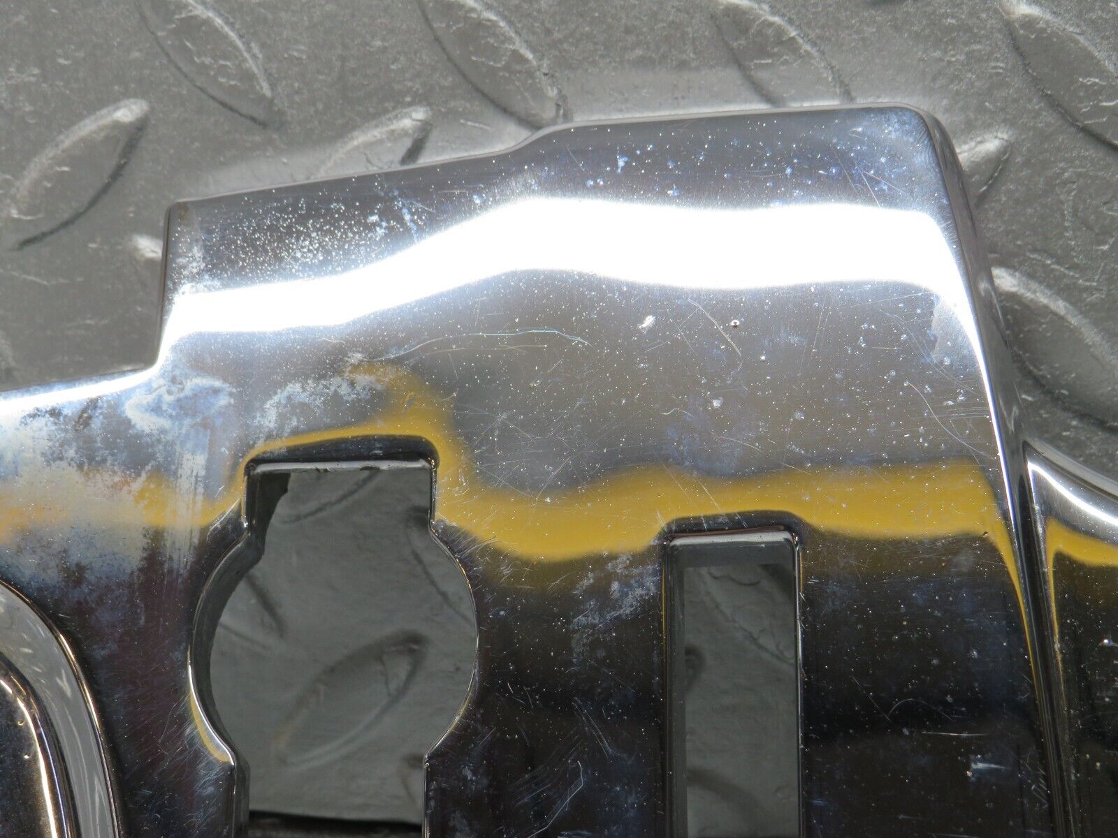 40006 Mercedes-Benz R107 350SL B Pillar Chrome Cover Left 1076930135