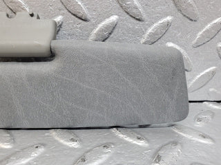 44625 Mercedes-Benz W124 220E Middle Sun Visor Grey