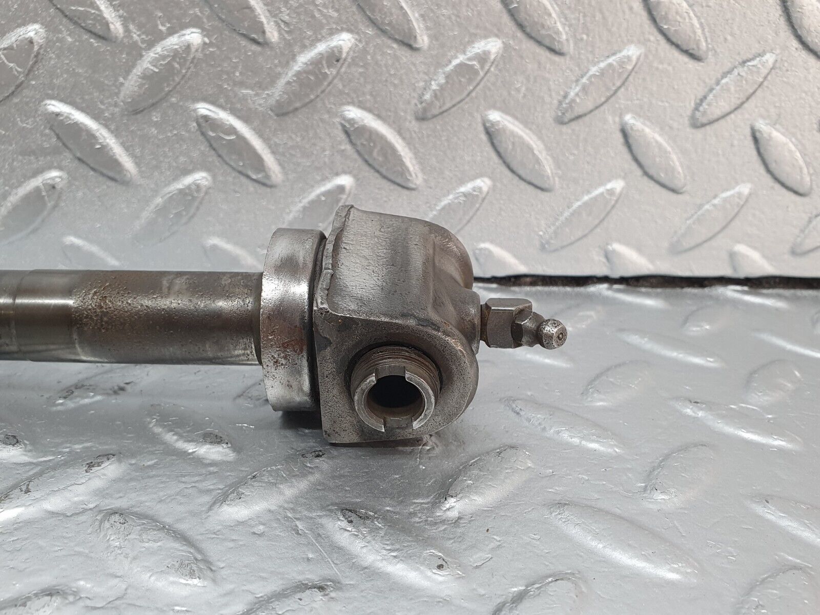 43278 Mercedes-Benz W108 280SE Front Left Upper Control Arm Shaft
