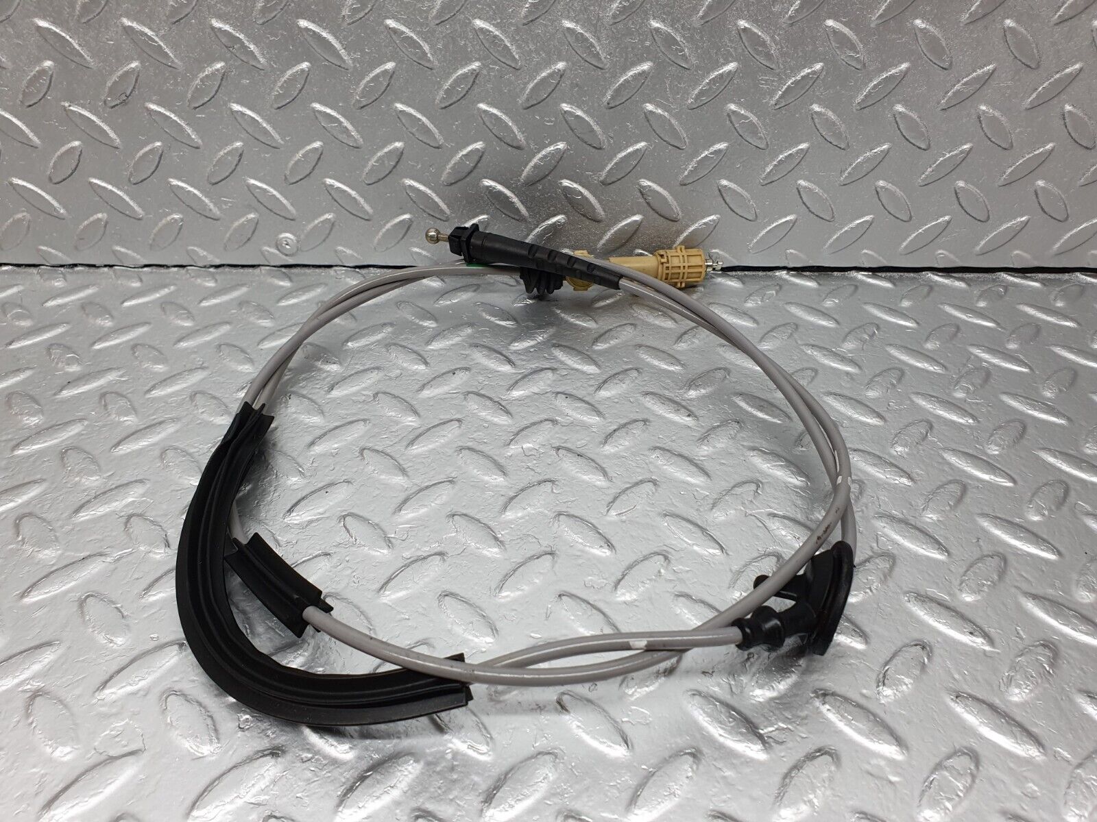 42062 Mercedes-Benz W202 C200 Gearbox Cable 2022900785