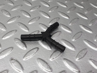 41731 Mercedes-Benz W124 200E Vacuum Pipe Set For Carburettor 1170780145