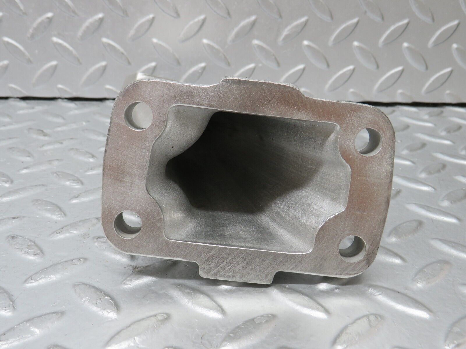 35476 Mercedes-Benz R107 280SL Engine Mount Bracket Left 1802233804