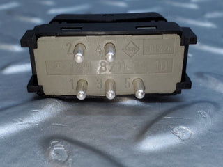 44715 Mercedes-Benz W124 220E Rear Windscreen Defroster Switch 1298207410