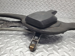 W124 Wagon windscreen wiper mechanism linkage used OEM