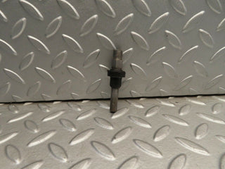 R107 SL fuel injector used OEM