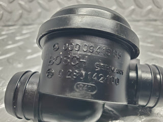 W123 air vacuum valve used OEM